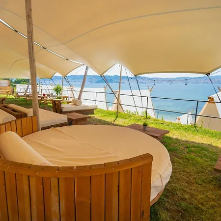 Kampaoh Ria De Vigo Οργανωμένο κάμπινγκ *